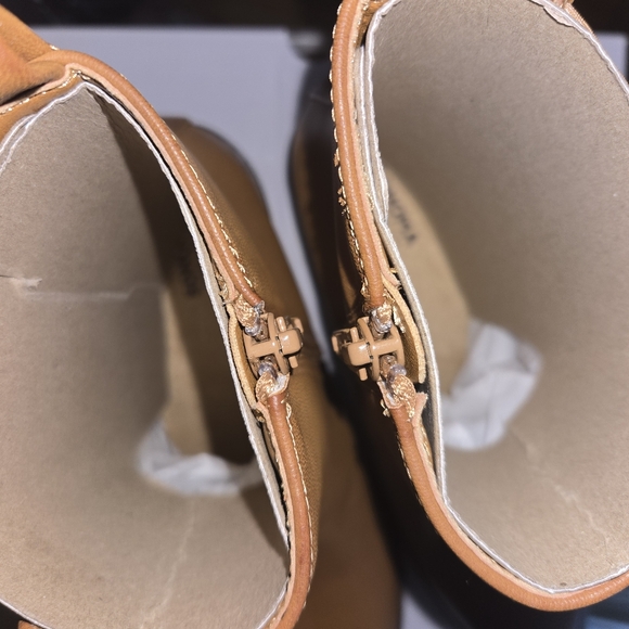 Sonoma Tan Ankle Boots with Elastic Side Panels Size 8 - Picture 8 of 11